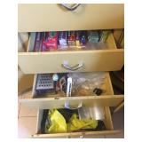 CONTENTGS OF DRAWERS