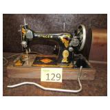 Singer Electric Sewing Machine with Case and Key