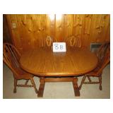 Beautiful Oval Oak Dining Table & 4 Chairs