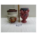 USA 1123 Cookie Jar / Raspberry Vase