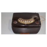 Vintage Tube Table Radio