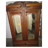 Stunning Antique Karges Quarter Sawn Armoire