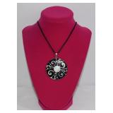 18Kt Gold Plated Pendant w Rope Chain