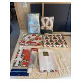 Holiday Tablecloths and Covers