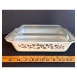 Pyrex Beige Dish with Lid