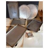 Baking Trays and Accessories