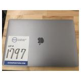 MacBook Pro 15" Touch Bar