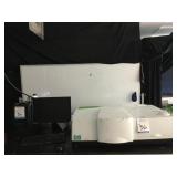 Perkin Elmer Lambada 1050 UV/VIS/NIR Spectrometer