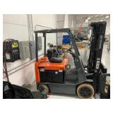 Toyota 7F8CU32 Electric Forklift
