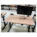 Electric Height Adjustable Standing desk w/ (1) 28