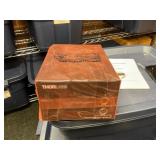 Thorlabs ELY CB6 voltage converter unit