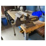 Heavy duty combination bench and pipe vise