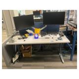 Electronic rising desk station