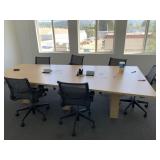 Conference Rom Table with 6 chairs (Berkeley - CA)
