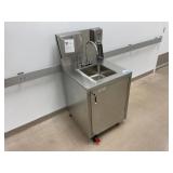 Regency Rolling Sink
