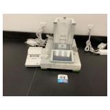 Metler Toledo XPR205 Precision Balance w/ P52RUE P