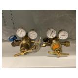 Gas cylinder regulators CGA 320