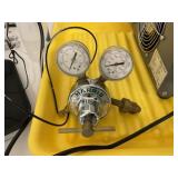 Gas cylinder regulators CGA 580
