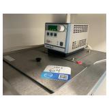 VWR Fluid circulator w/ vac trap and KNF Lab Labop