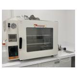 Vacuum Oven