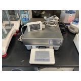 Mettler Toledo precision balance