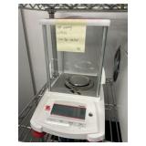 Ohaus Pioneer Analytical Balance