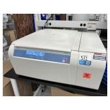 Thermo Scientific Centrifuge