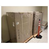 New Schneider E3SXR7 Uninterruptible Power Supply
