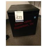 Danby  Refrigerator  dar195bl