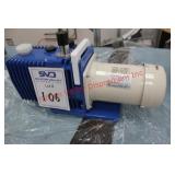 ROTARY VANE VACUUM PUMP