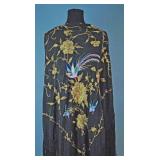 CHINESE EXPORT EMBROIDERED SILK SHAWL CHINESE EXPORT EMBROIDERED SILK SHAWL