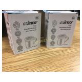 NEw Winco 10oz Polycarb Dredge