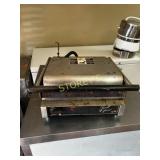 Star 14" Ribbed Panini Press - 220v