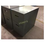 Steelcase 2drawer file cabinet - 18"w x 30"d x 29"