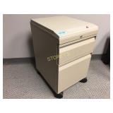 Mobile drawer pedestal, 2 drawer, lockable, w/ top
