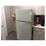GE 2 door refrigerator freezer, 30"w x 28" d x 65"