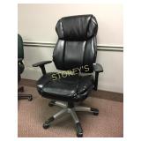 Office chair - black
