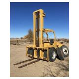 16,000 LB Hyster Fork Lift,  Runs