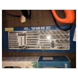 Tap and die set