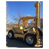 16,000 LB Hyster Fork Lift,  Runs
