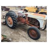 Ford 8 N, Comes with Implement, NON RUNNING