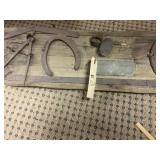 Vintage Horse Shoe Wll hanging