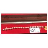 750 (18) k Gold Fittings on Pearl Bracelet 7 1/2"