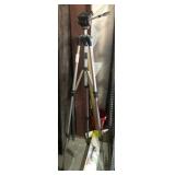 7500 Pro Tripod