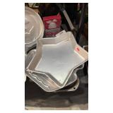 3 Metal Shaped Cake Pans