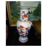 Porcelain flower vase I