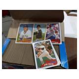 89 Topps baseball cards