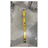 DewaLt Heaven Duty Beam Level 3 ft