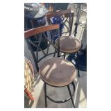 2 Bar Stools