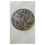 1942 SILVER 1/2 DOLLAR WALKING LIBERTY COIN